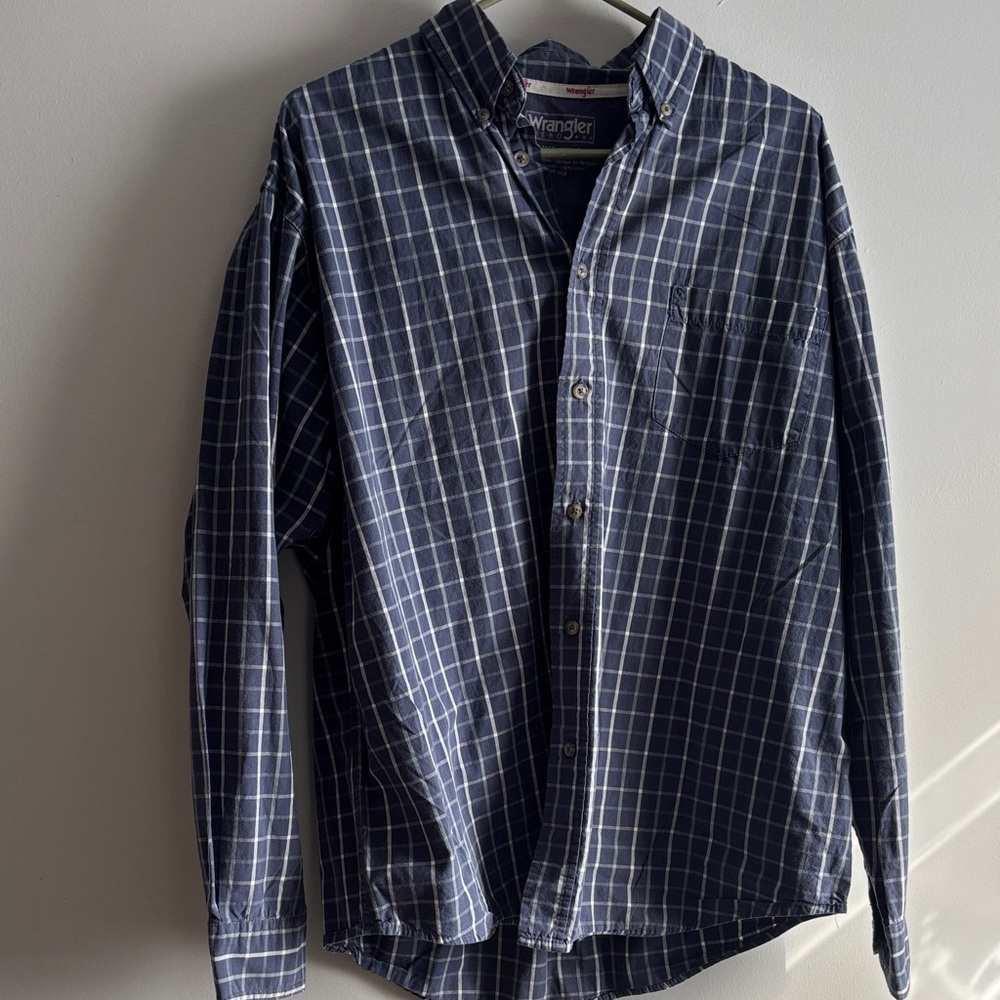 Wrangler Men's Navy Plaid Button Down Shirt